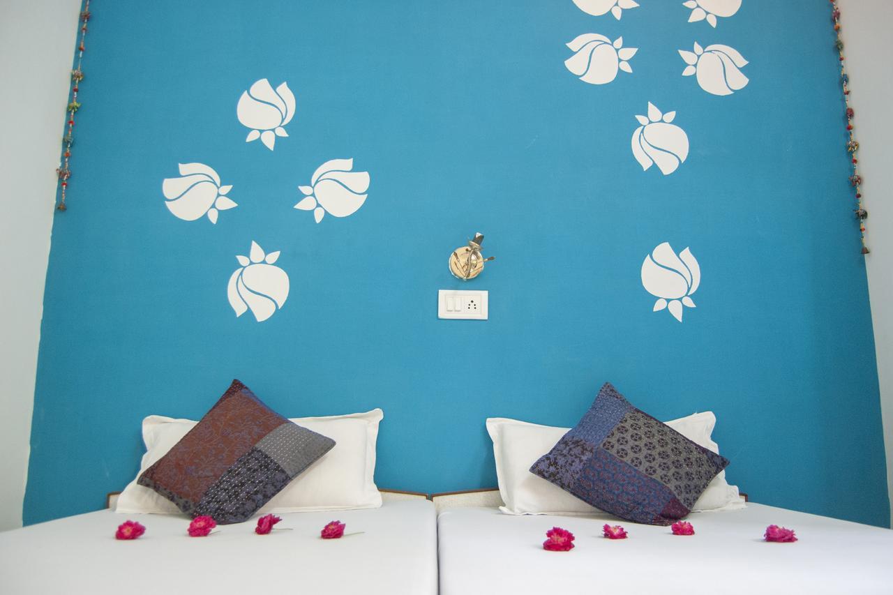 פושקאר Hotel Rising Star מראה חיצוני תמונה